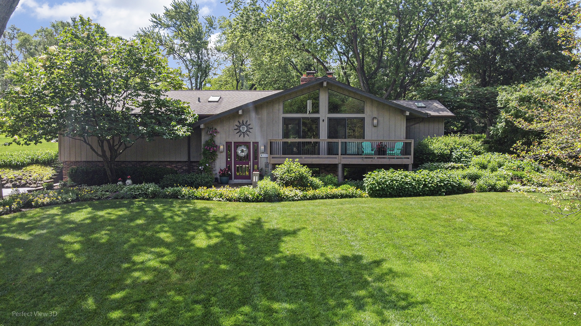 40484 Sunset Drive Property Photo 1