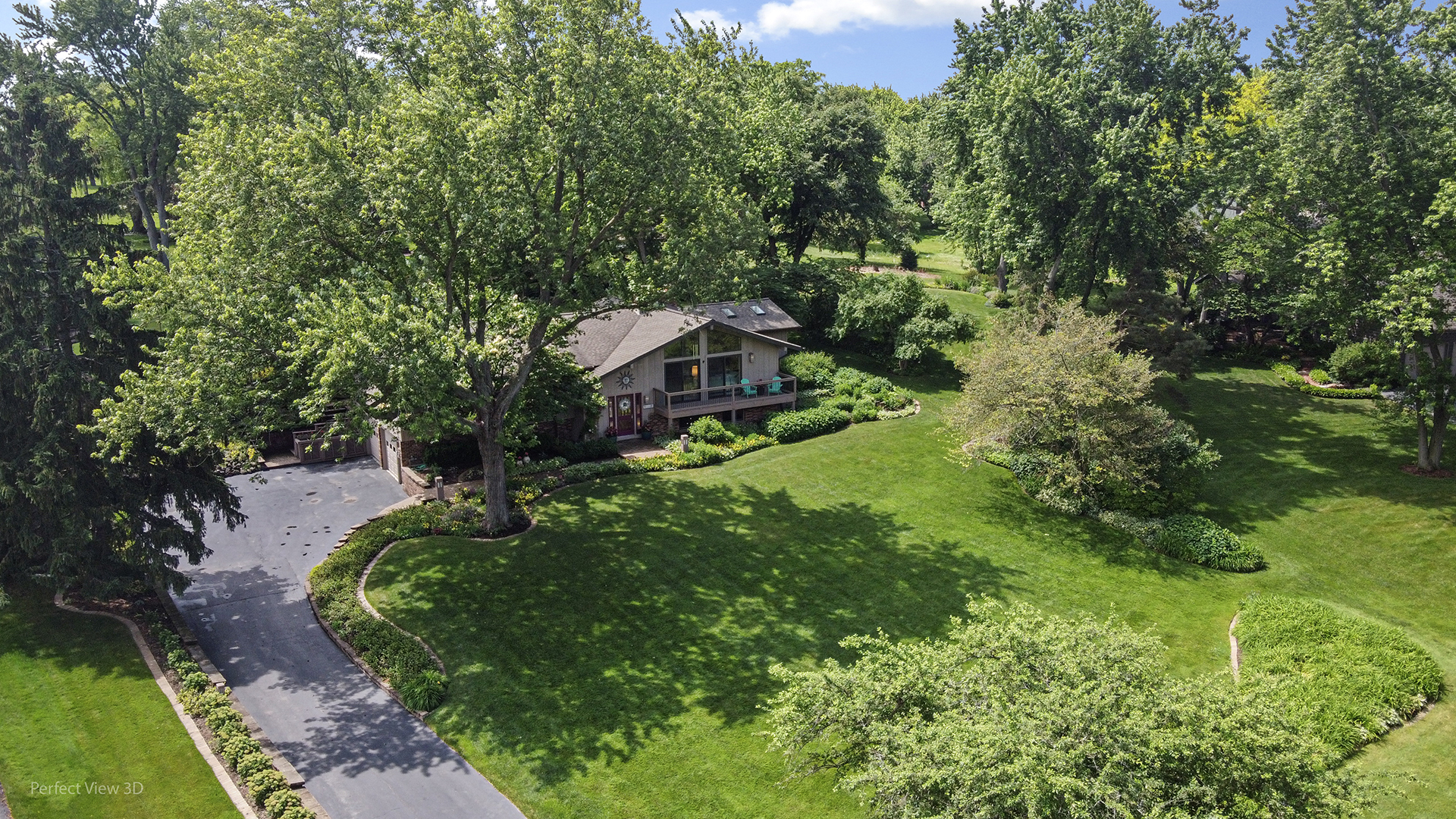 40484 Sunset Drive Property Photo 2