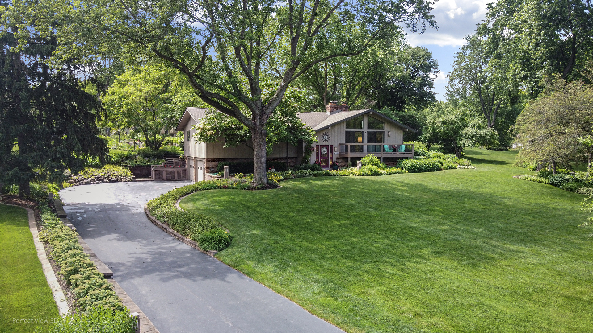 40484 Sunset Drive Property Photo 3