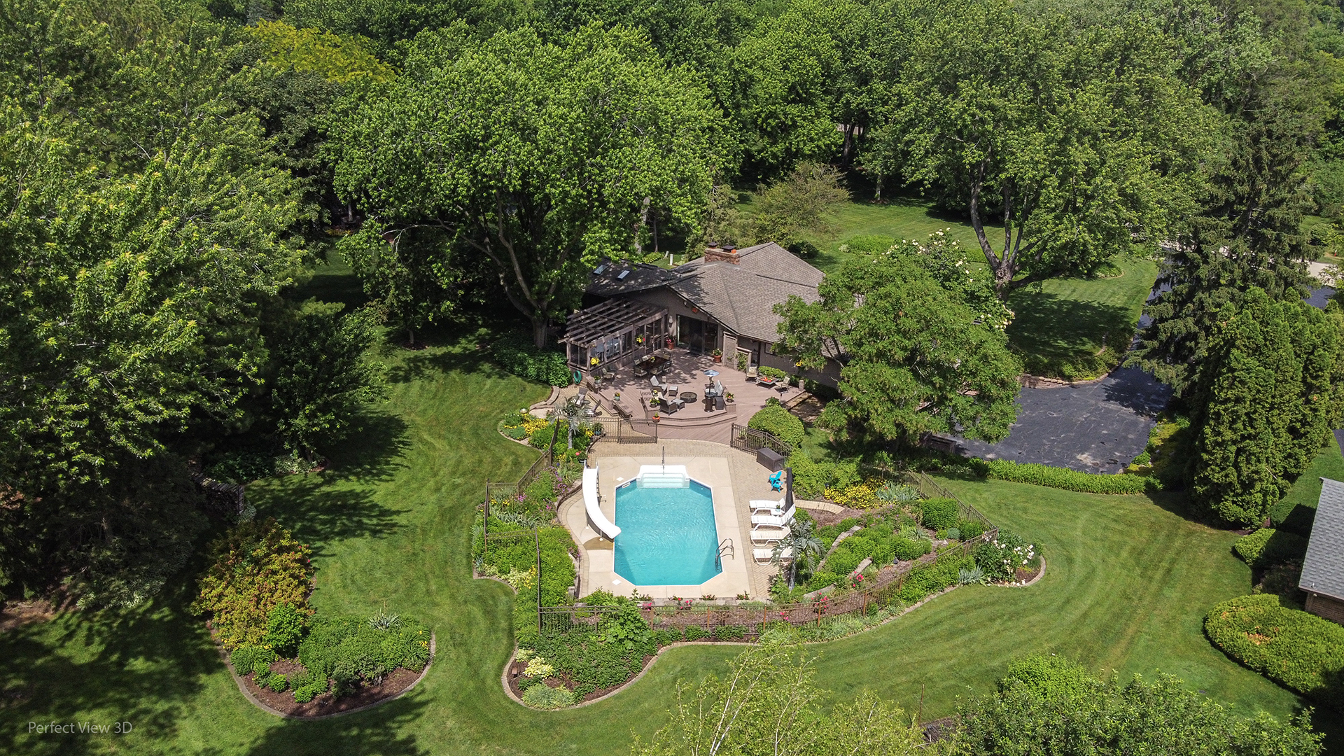 40484 Sunset Drive Property Photo 5