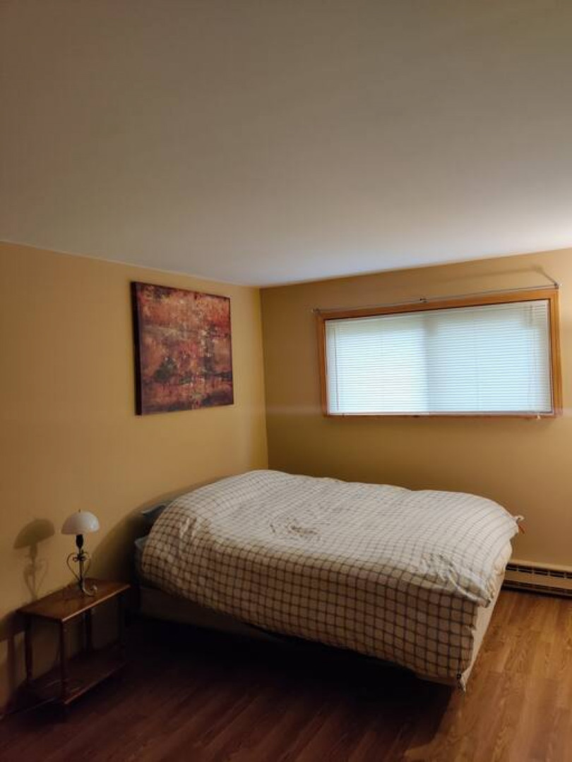 5113 N East River Road 1k Property Photo 6