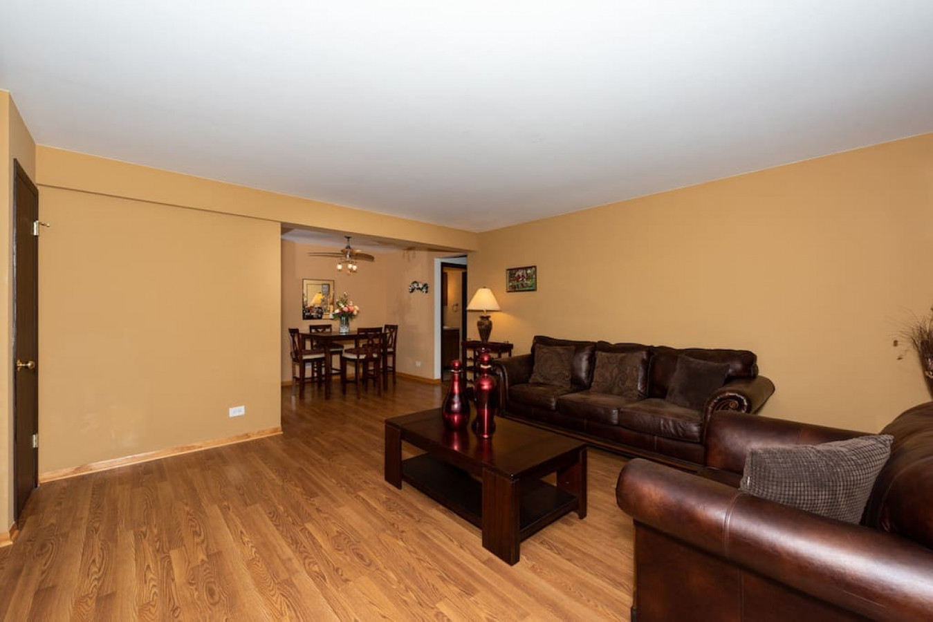 5113 N East River Road 1k Property Photo 9