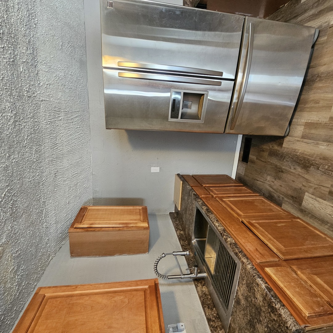 218 Oakwood Avenue Property Photo 7