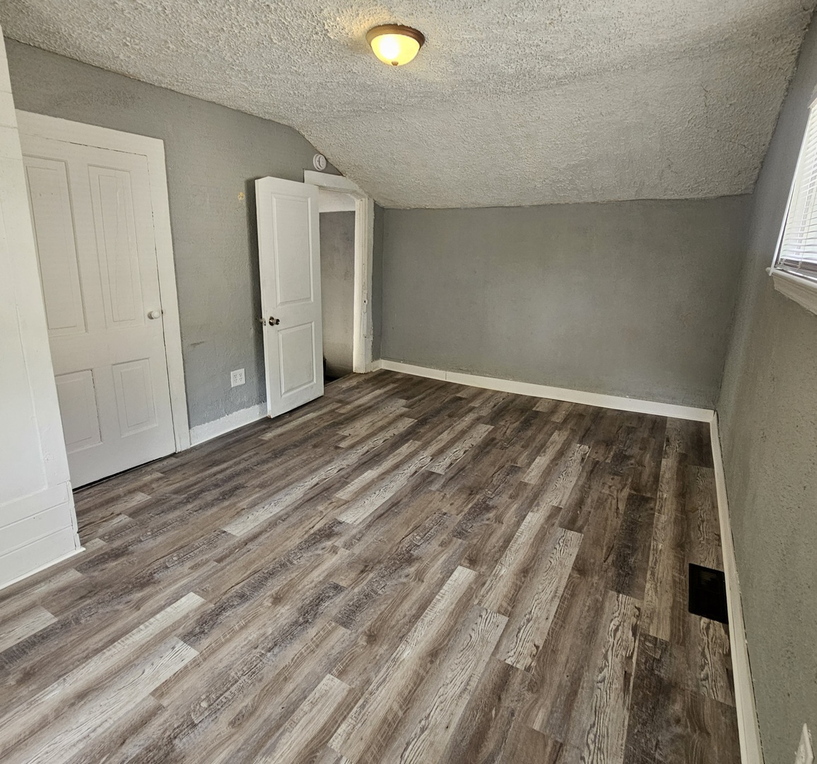 218 Oakwood Avenue Property Photo 15