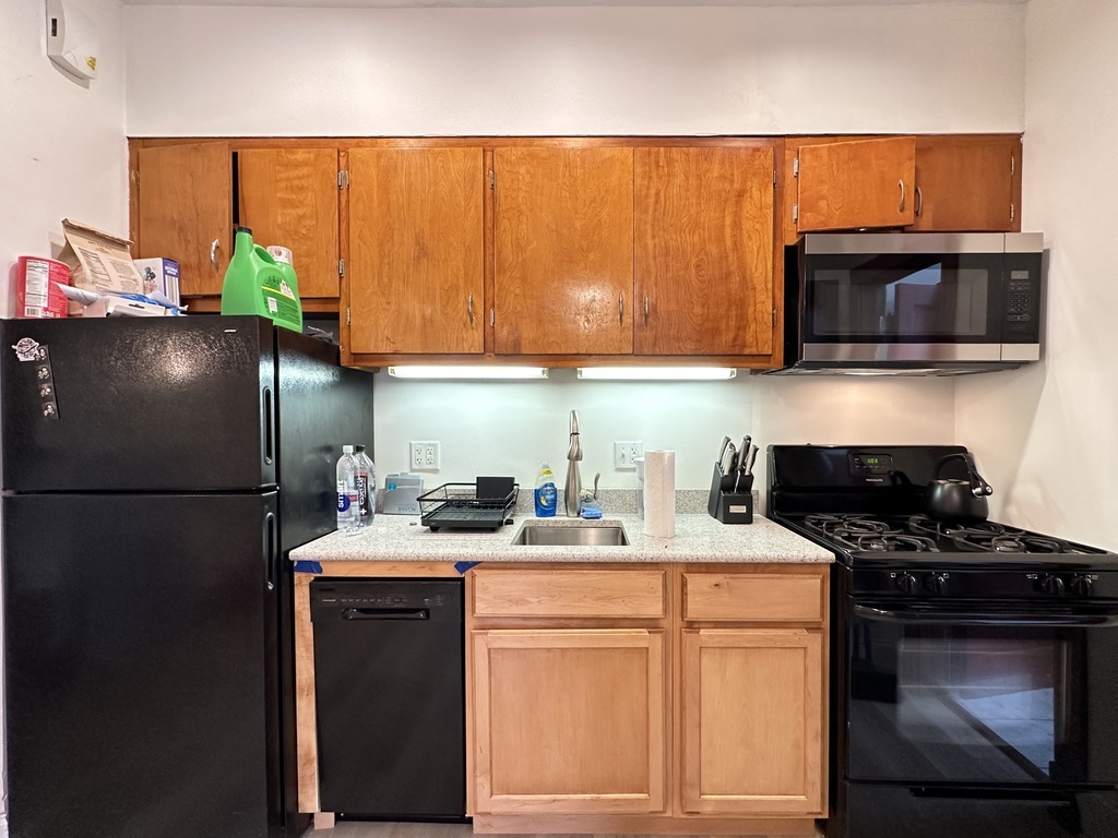 2821 W Shakespeare Avenue 2f Property Photo 4