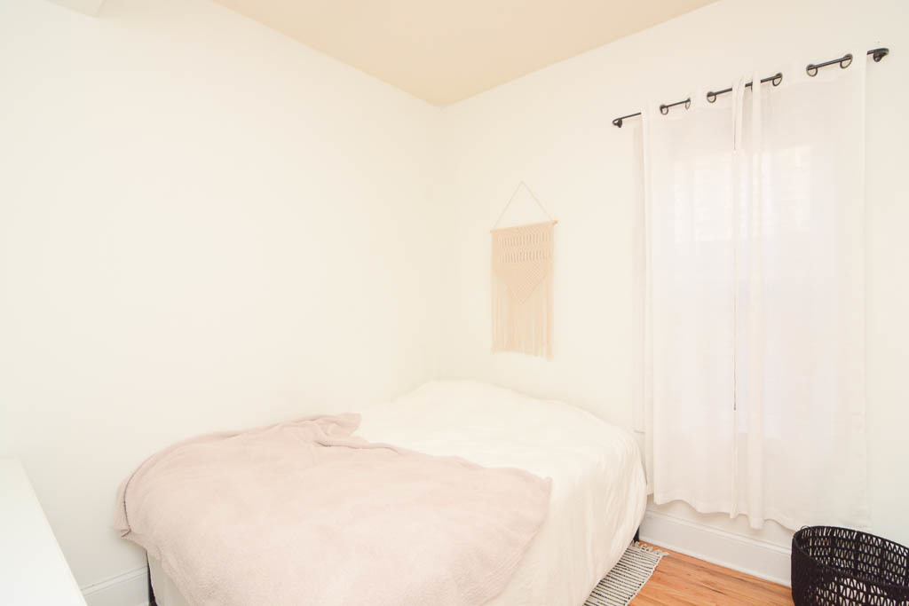 1314 W Roscoe Street 2 Property Photo 9