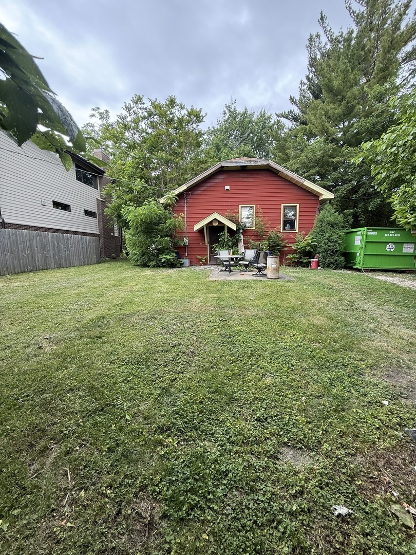 205 S Lincoln Street Property Photo 2
