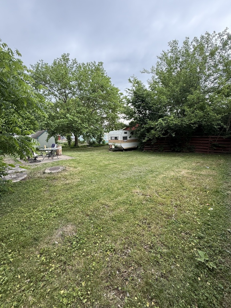 205 S Lincoln Street Property Photo 3