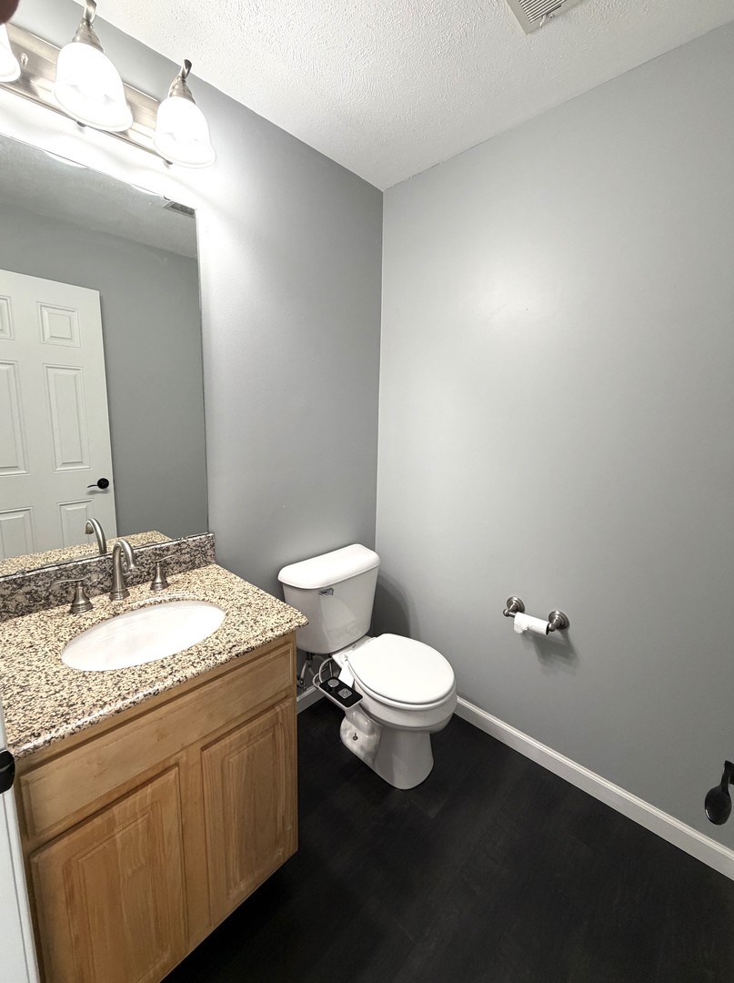 2433 River Oaks Lane 4 Property Photo 11