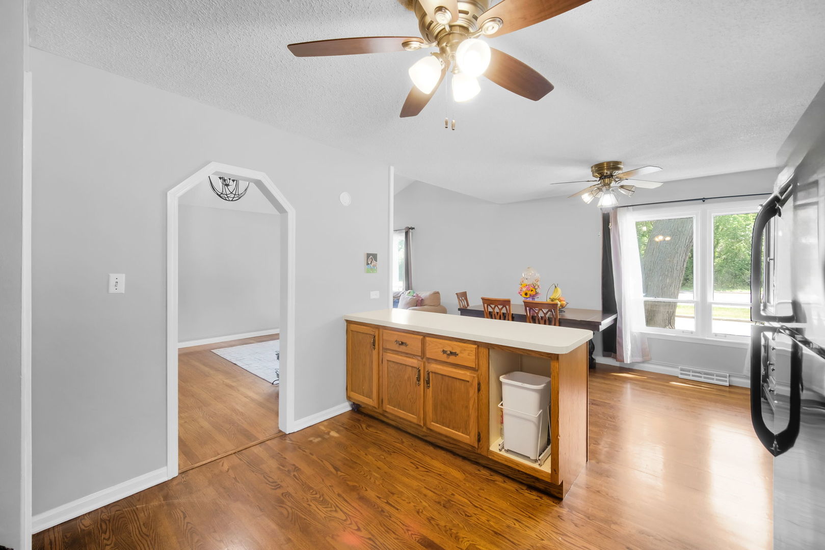 1020 Hahn Place Property Photo 10