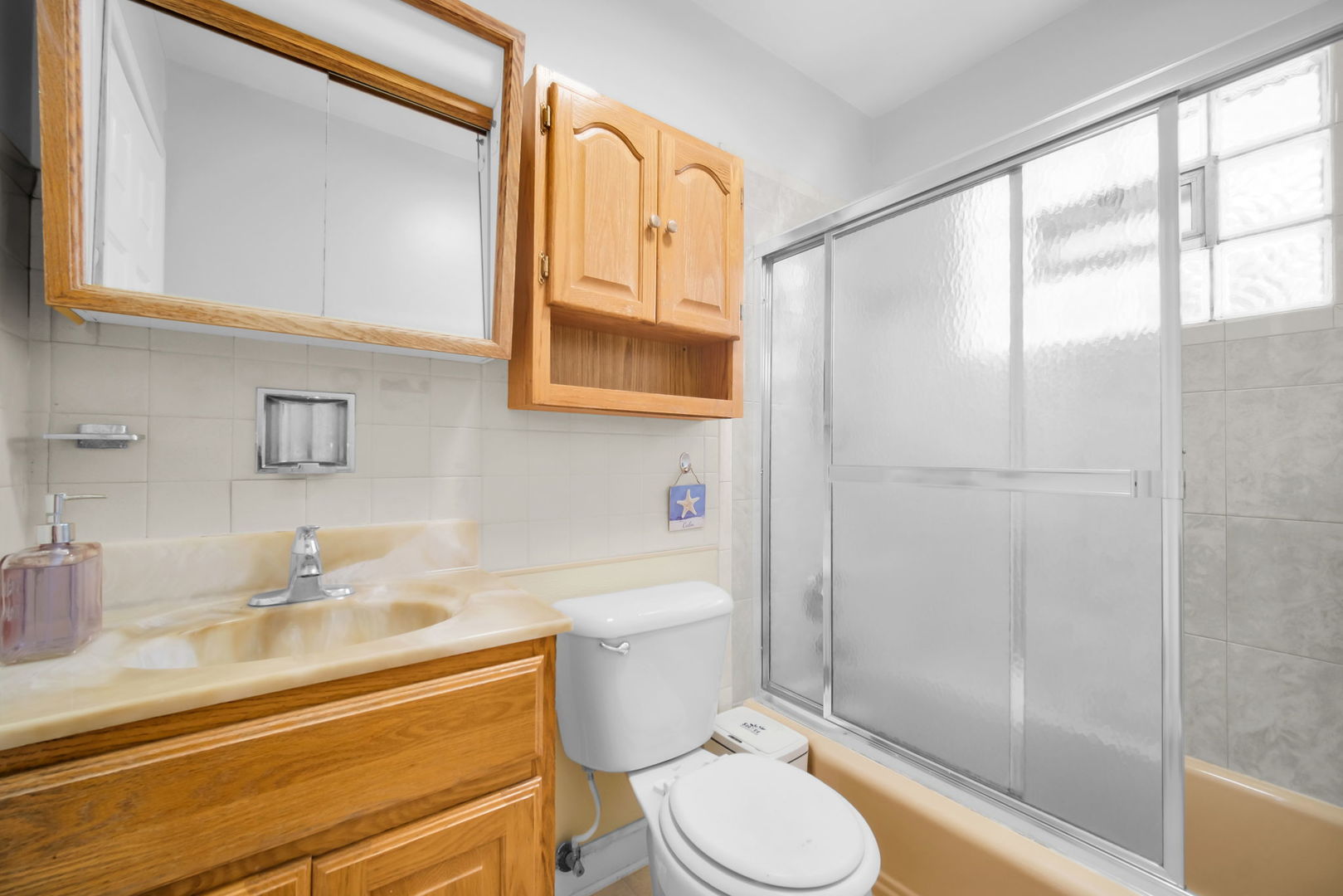 1020 Hahn Place Property Photo 16