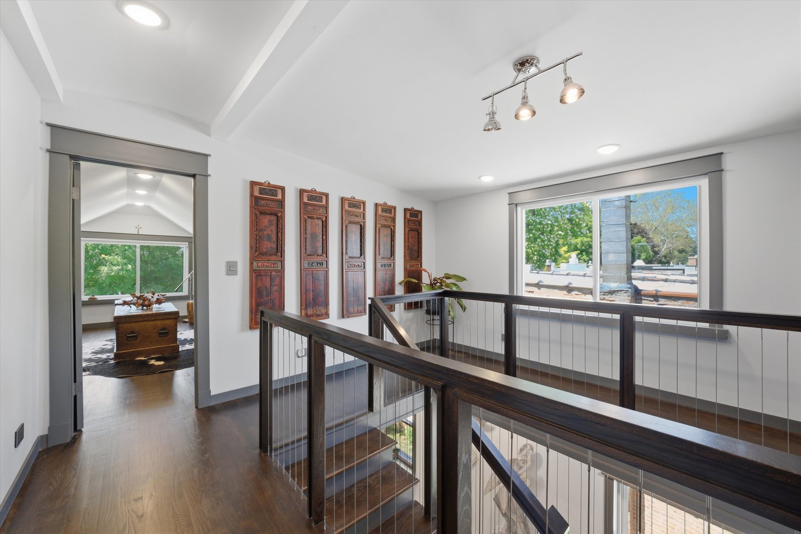 2645 Cuyler Avenue Property Photo 37