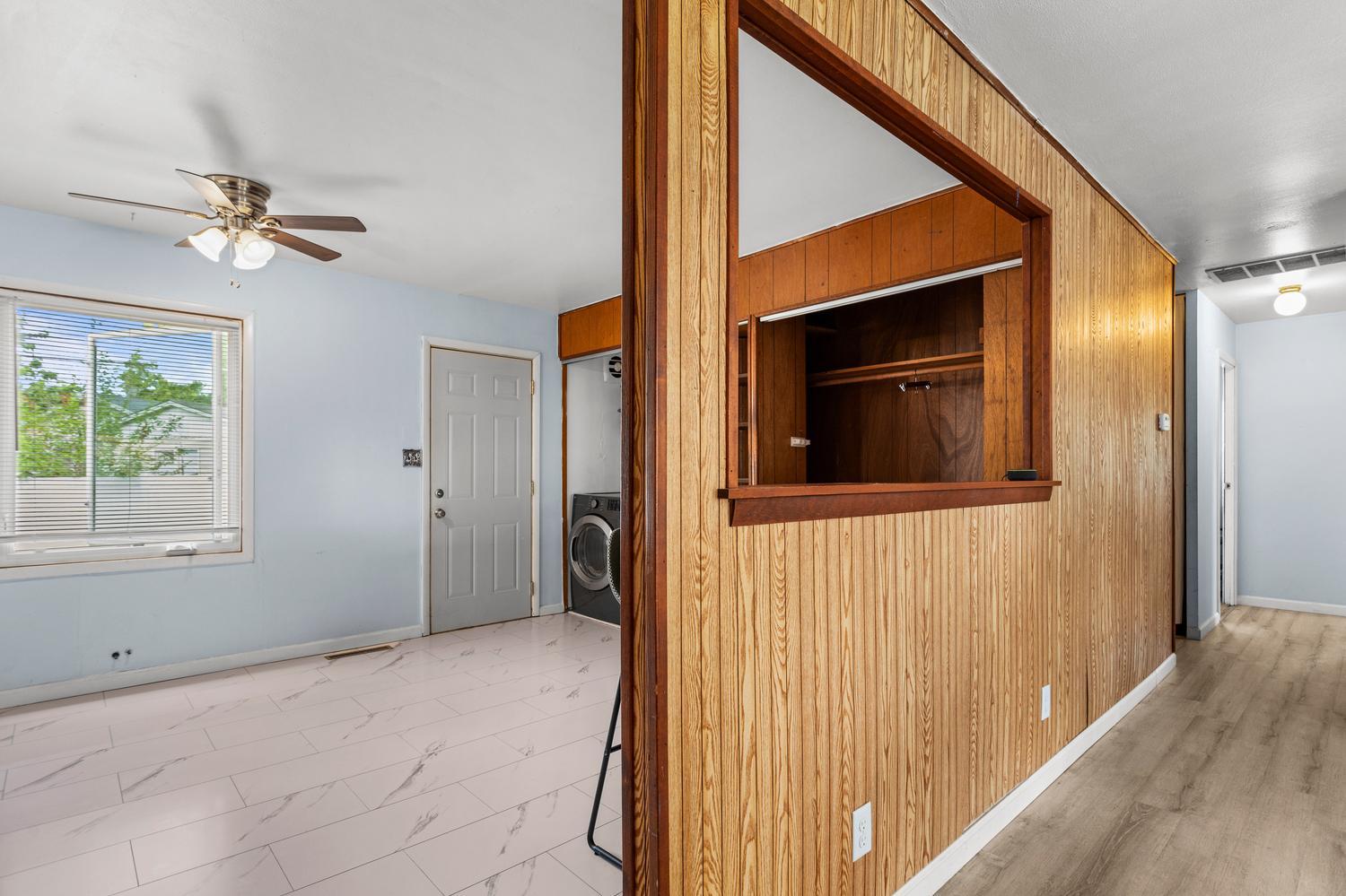 1303 Eastern Drive Property Photo 11