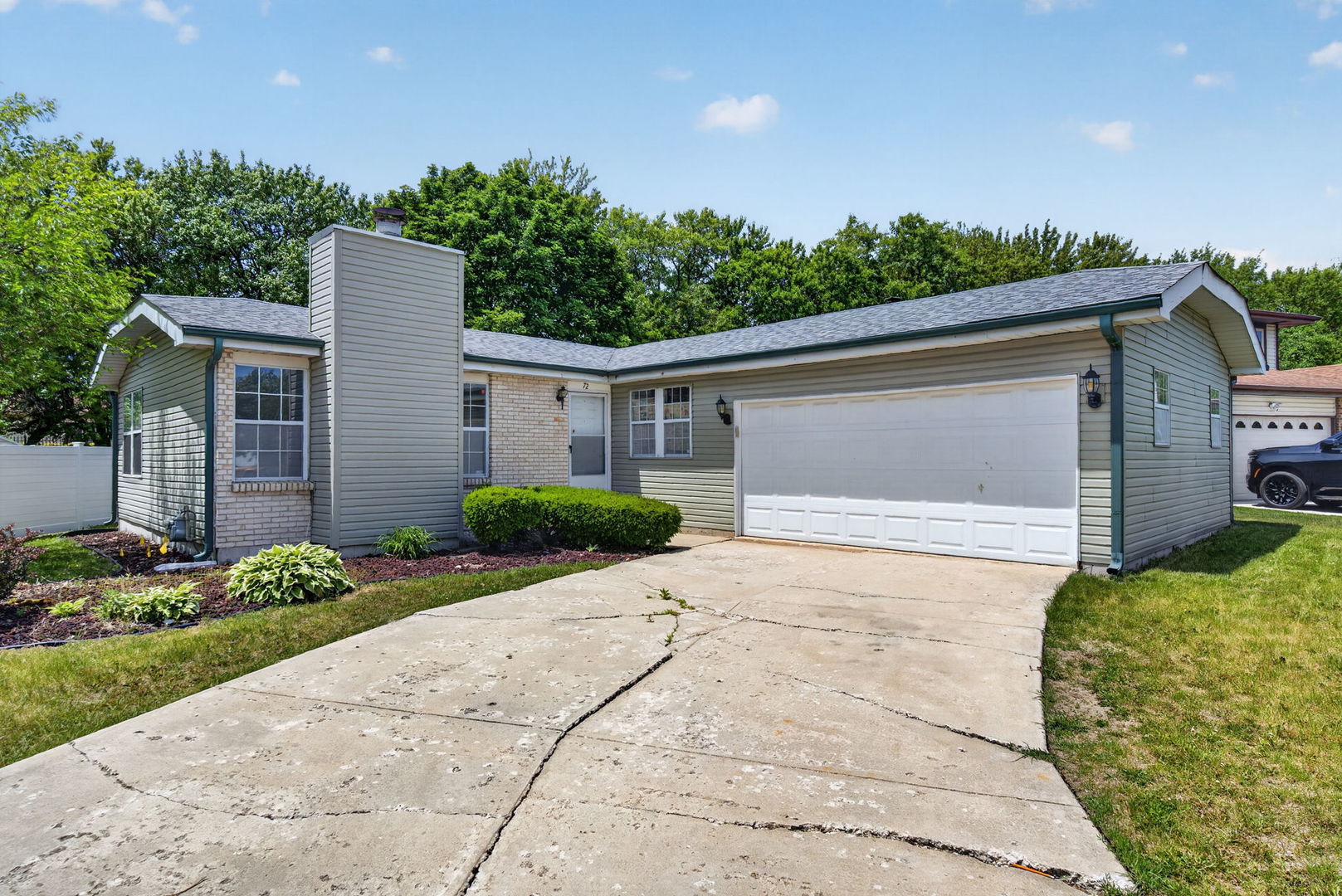 72 White Oaks Road Property Photo 1