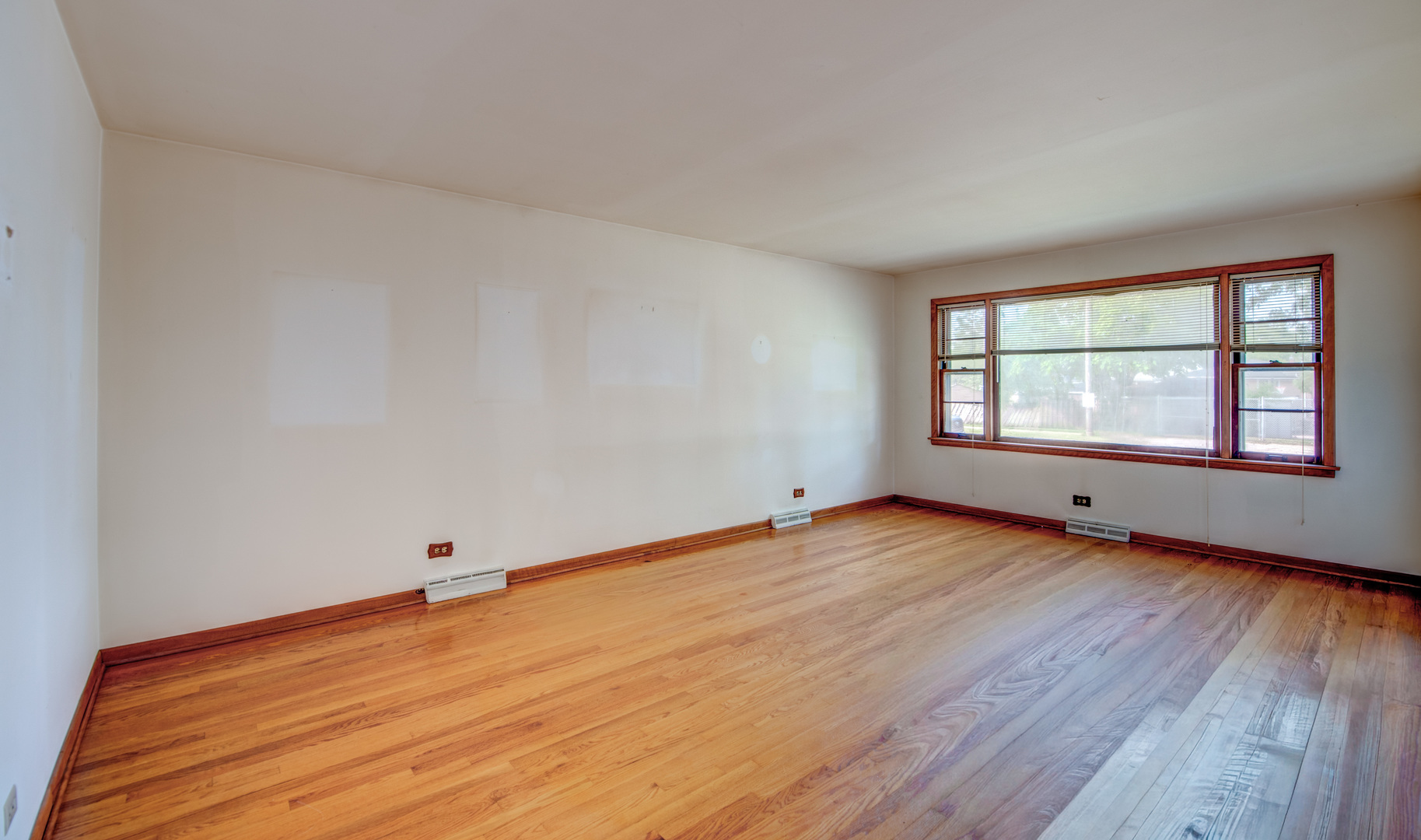14444 Shepard Drive Property Photo 7
