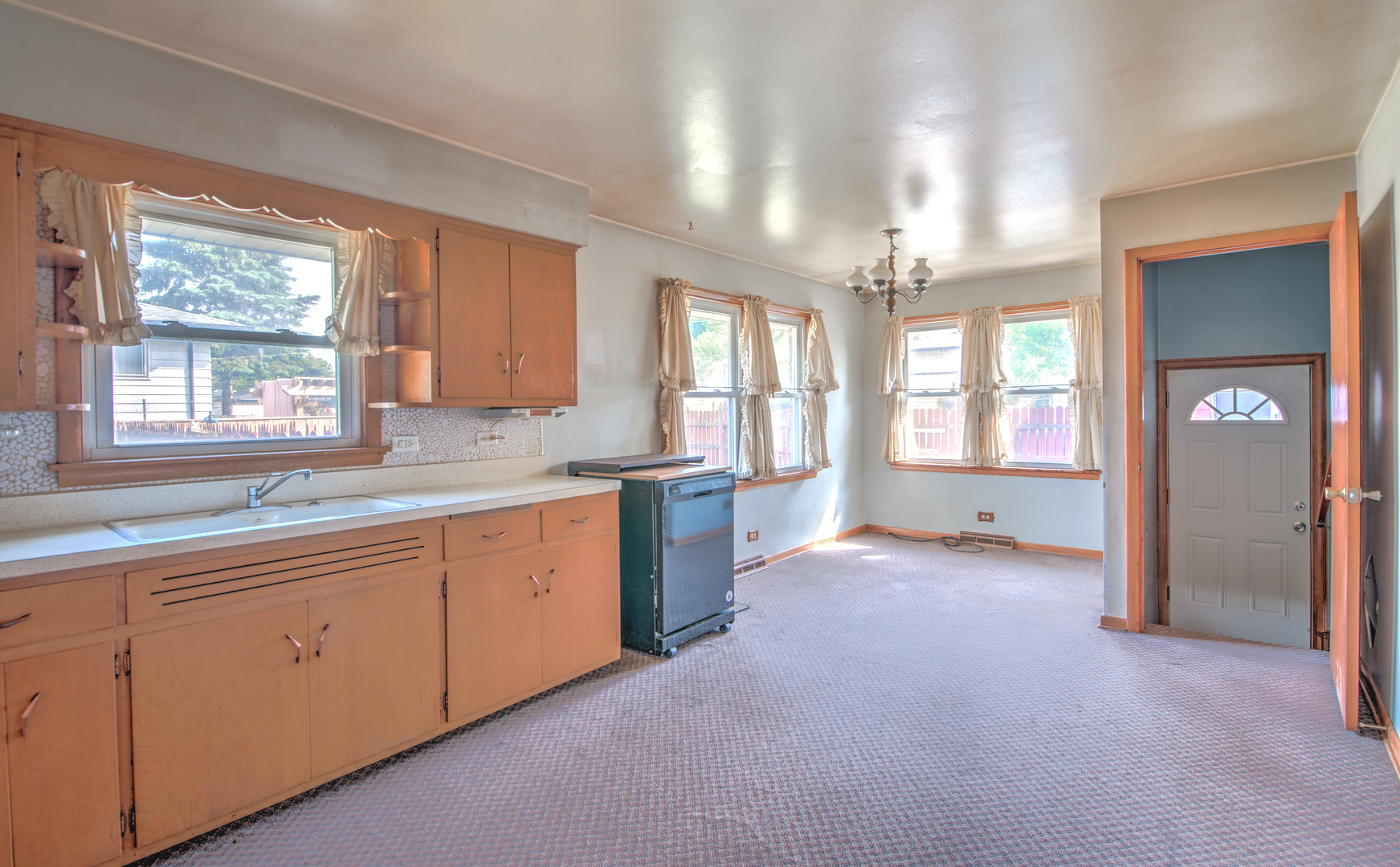 14444 Shepard Drive Property Photo 12