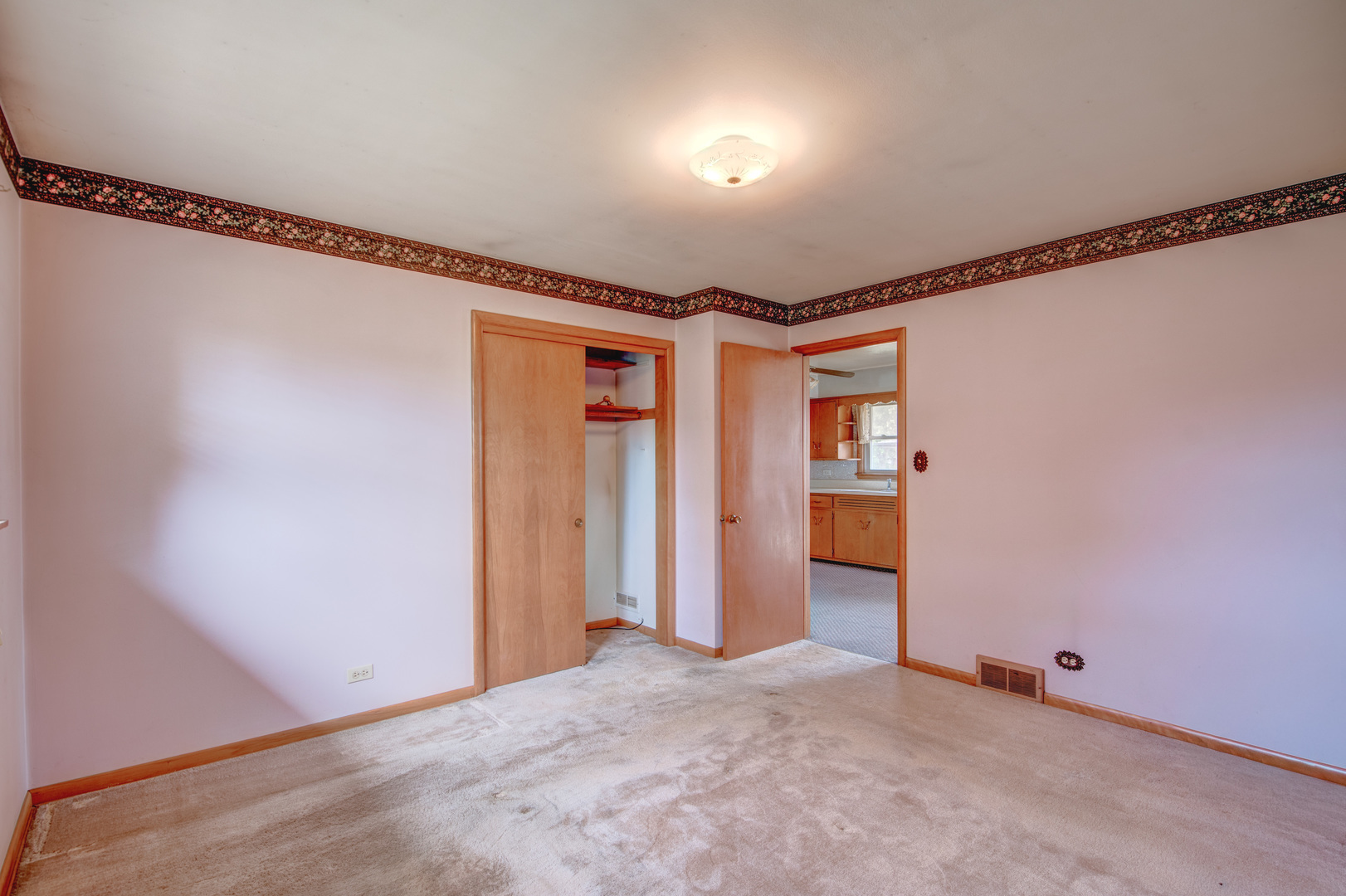 14444 Shepard Drive Property Photo 15