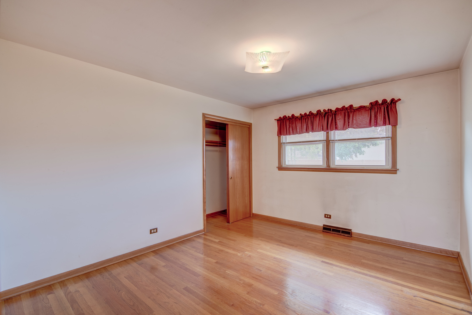 14444 Shepard Drive Property Photo 18