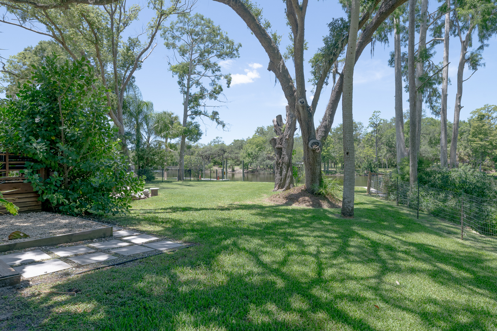 7308 N Ola Avenue Property Photo 35