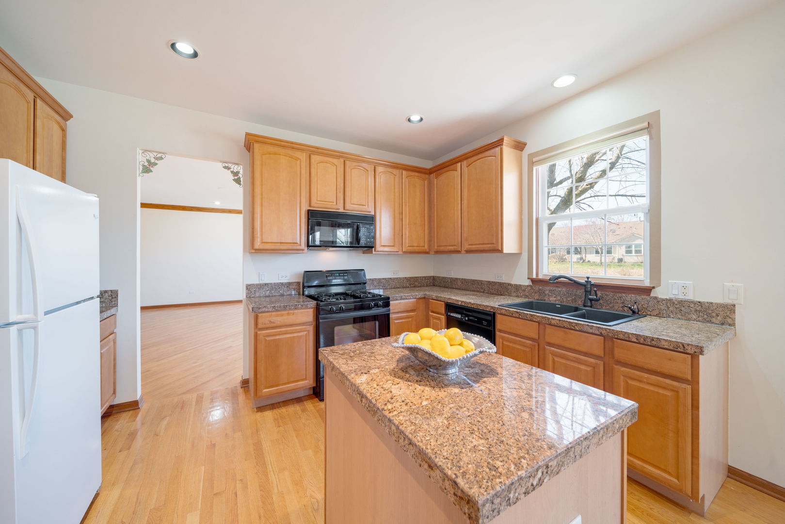 2370 Carillon Drive Property Photo 12