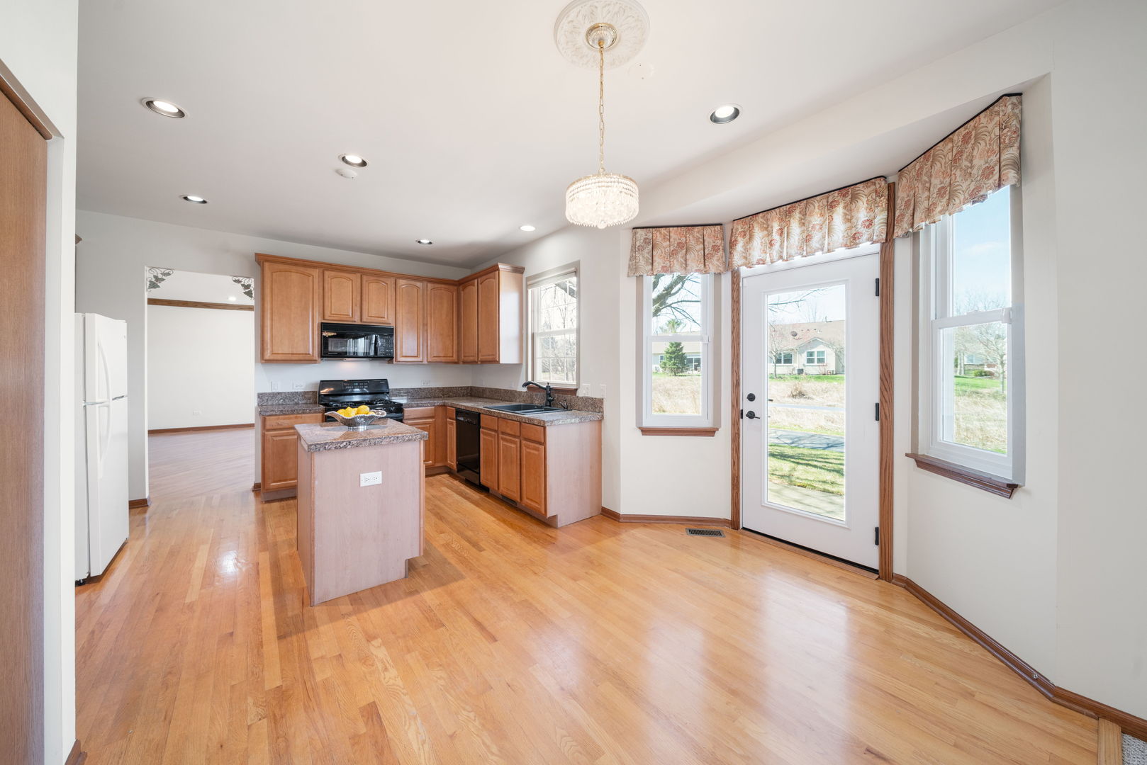 2370 Carillon Drive Property Photo 14