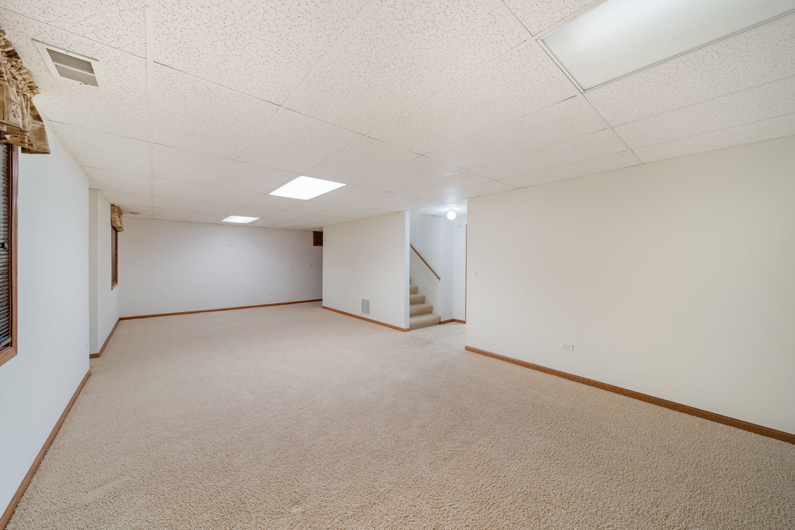 2370 Carillon Drive Property Photo 22