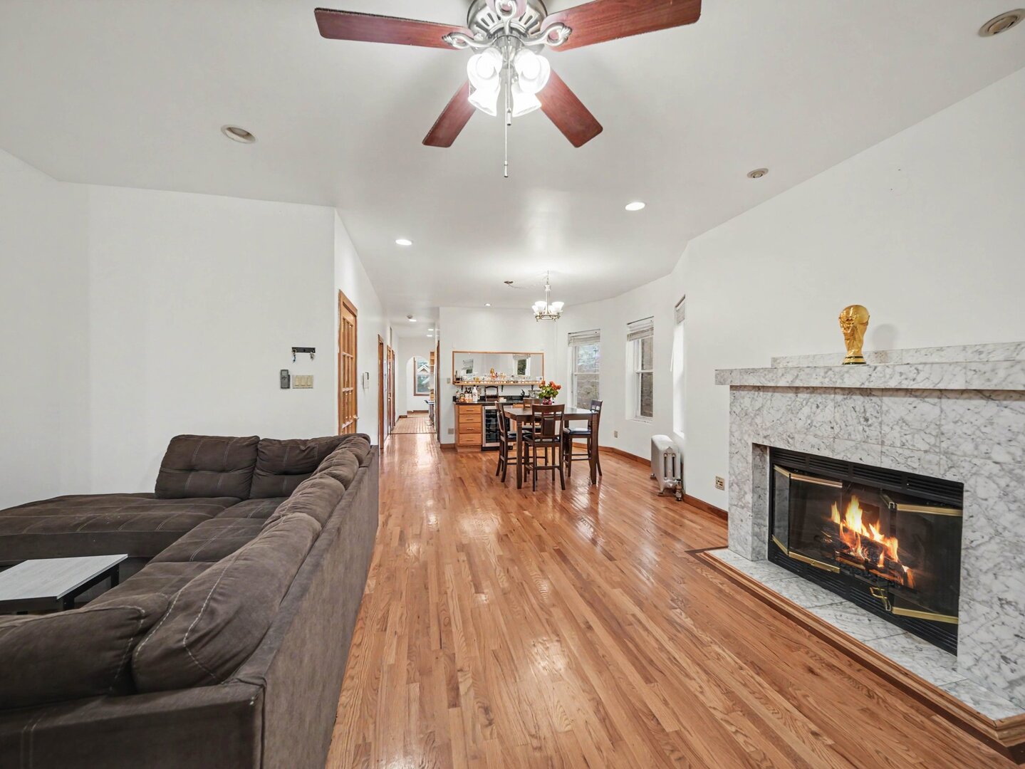 4749 N Dover Street Property Photo 15