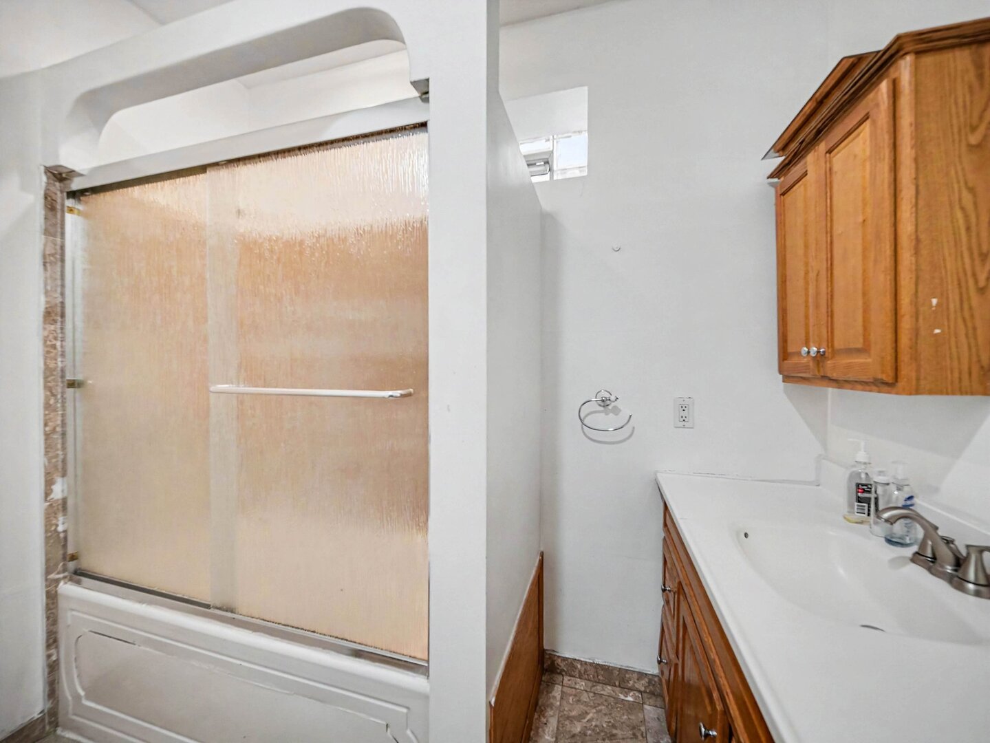4749 N Dover Street Property Photo 23