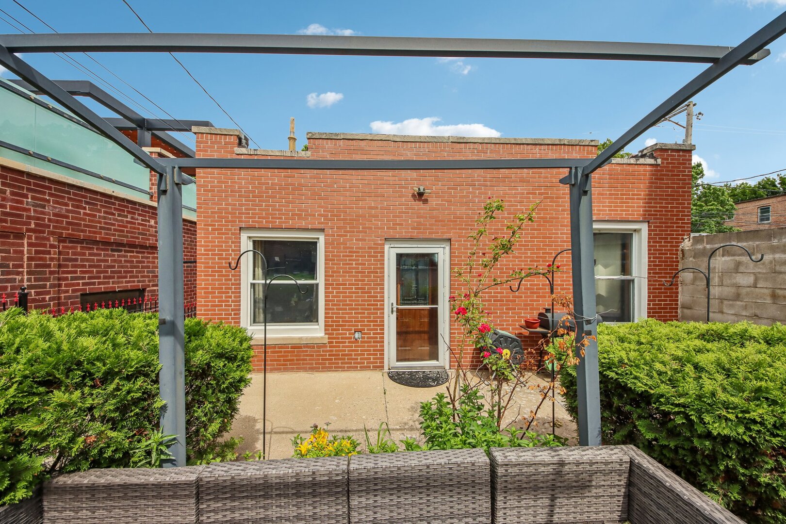 4749 N Dover Street Property Photo 34