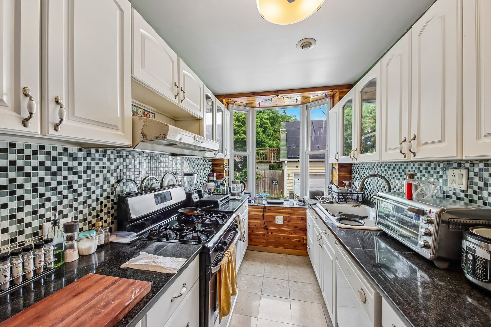 4749 N Dover Street Property Photo 36