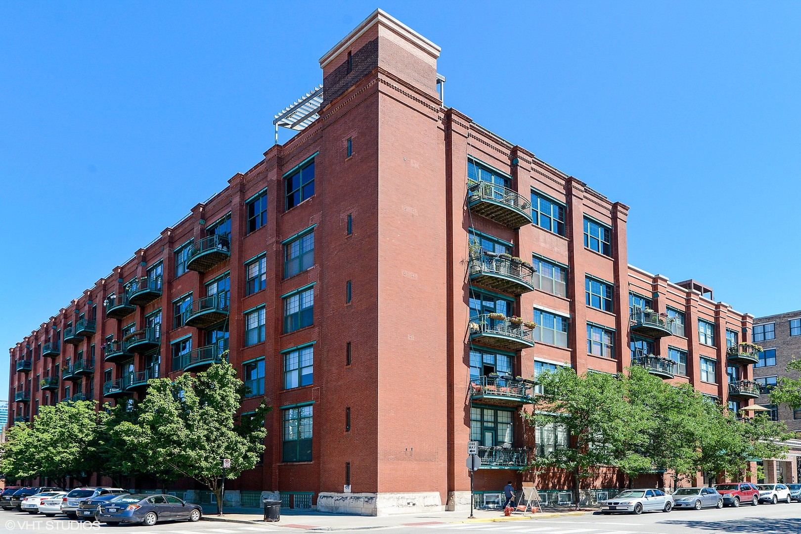 1000 W Washington Boulevard 513 Property Photo 1