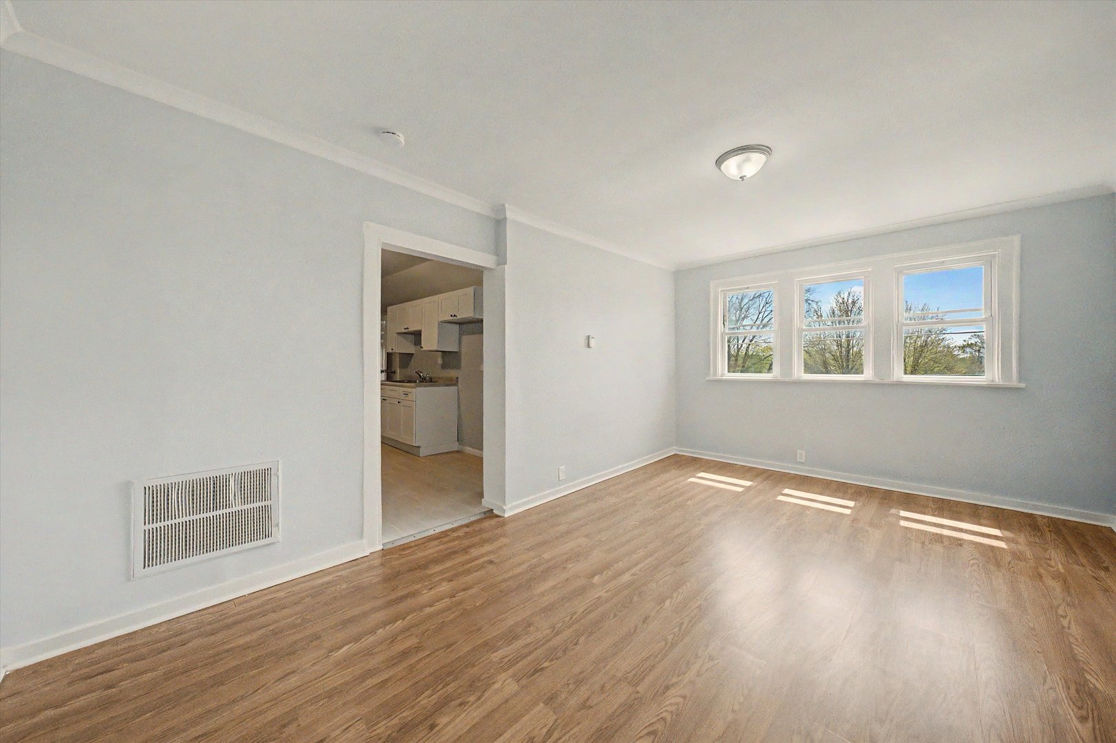 8239 S Colfax Avenue Property Photo 3