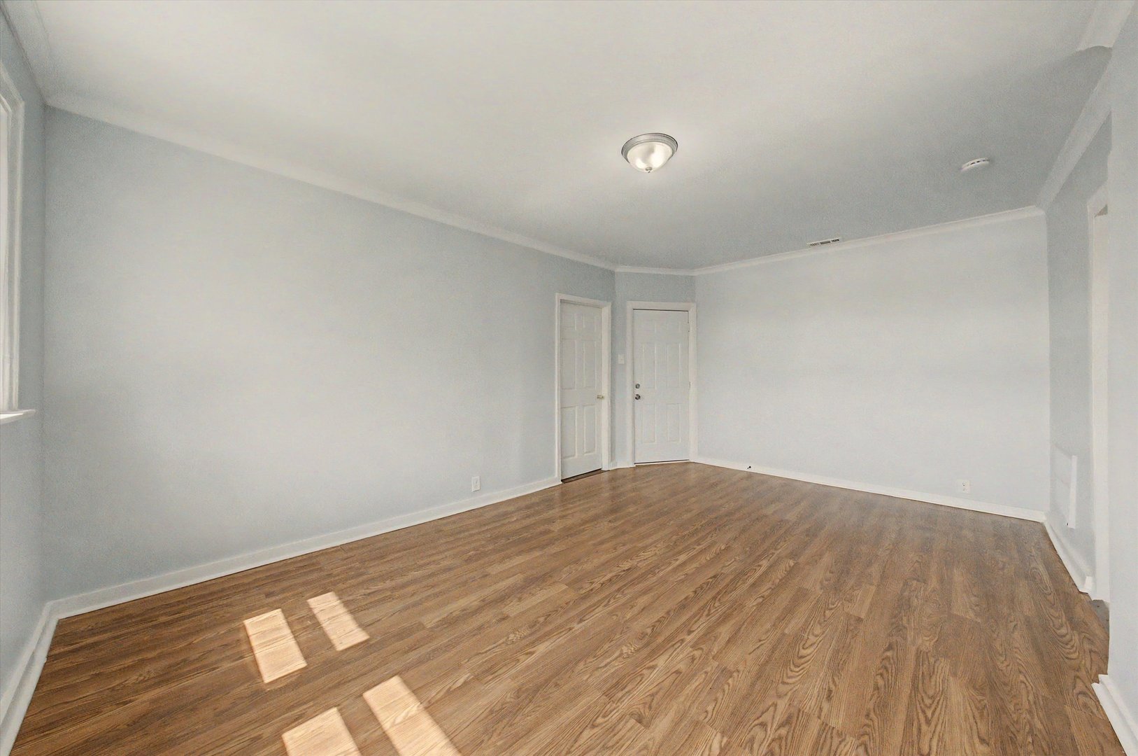 8239 S Colfax Avenue Property Photo 12