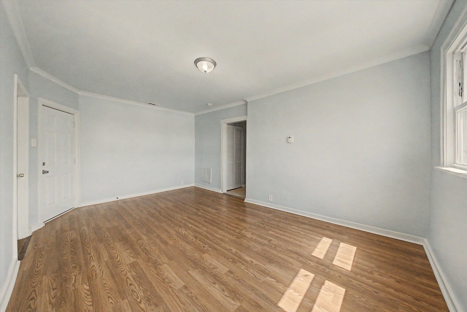 8239 S Colfax Avenue Property Photo 13