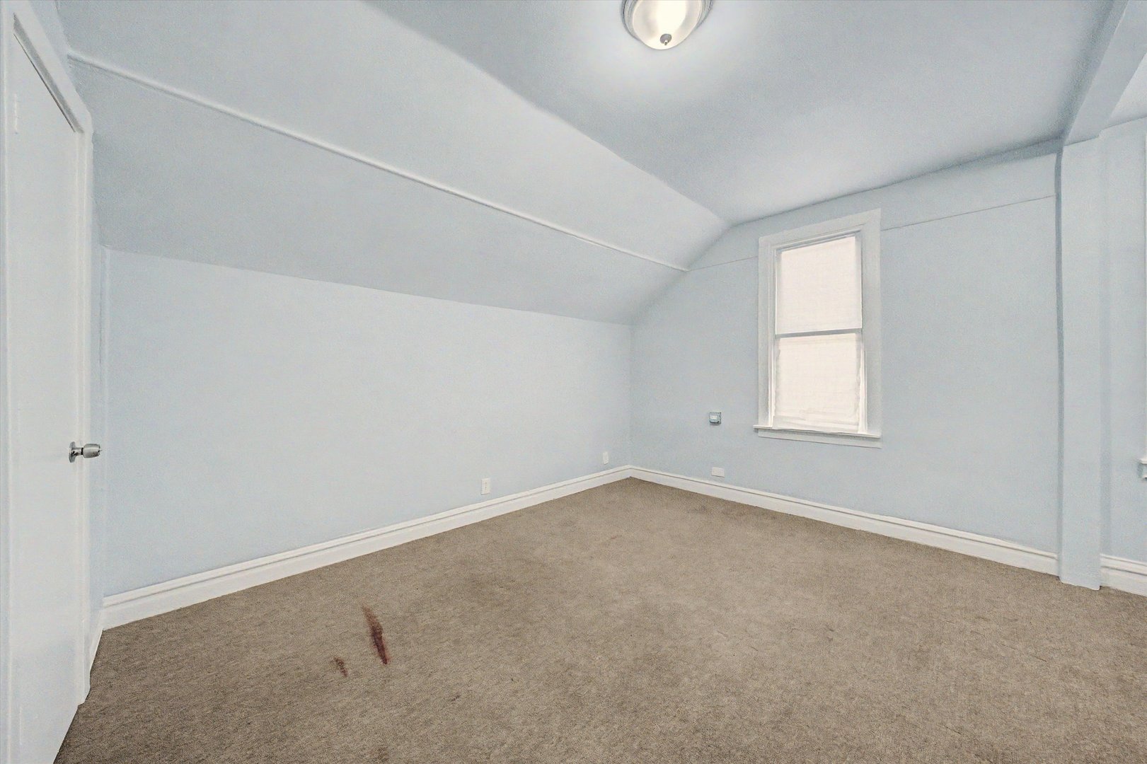 8239 S Colfax Avenue Property Photo 14