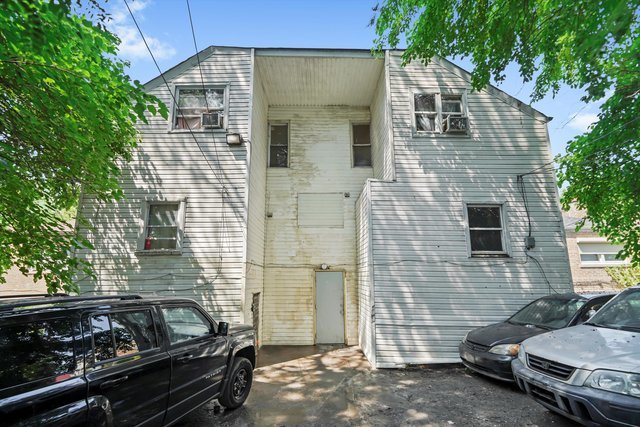 8239 S Colfax Avenue Property Photo 16