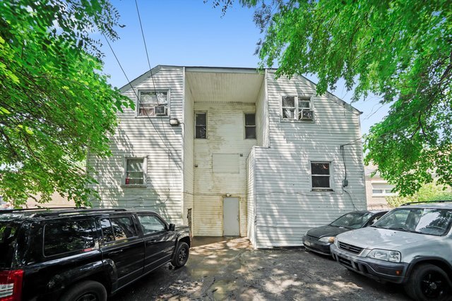 8239 S Colfax Avenue Property Photo 17