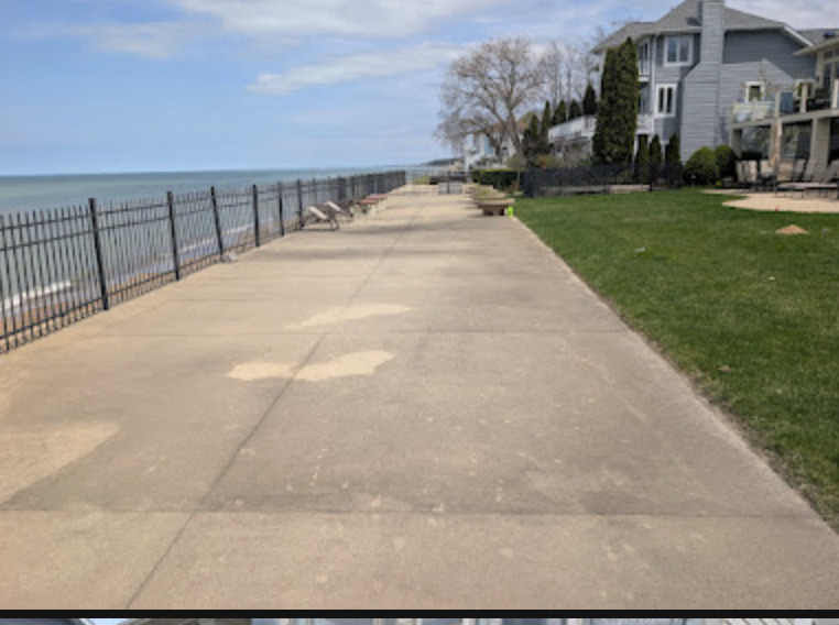 2940 Lake Shore Drive Property Photo 3