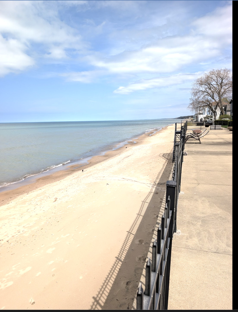 2940 Lake Shore Drive Property Photo 5
