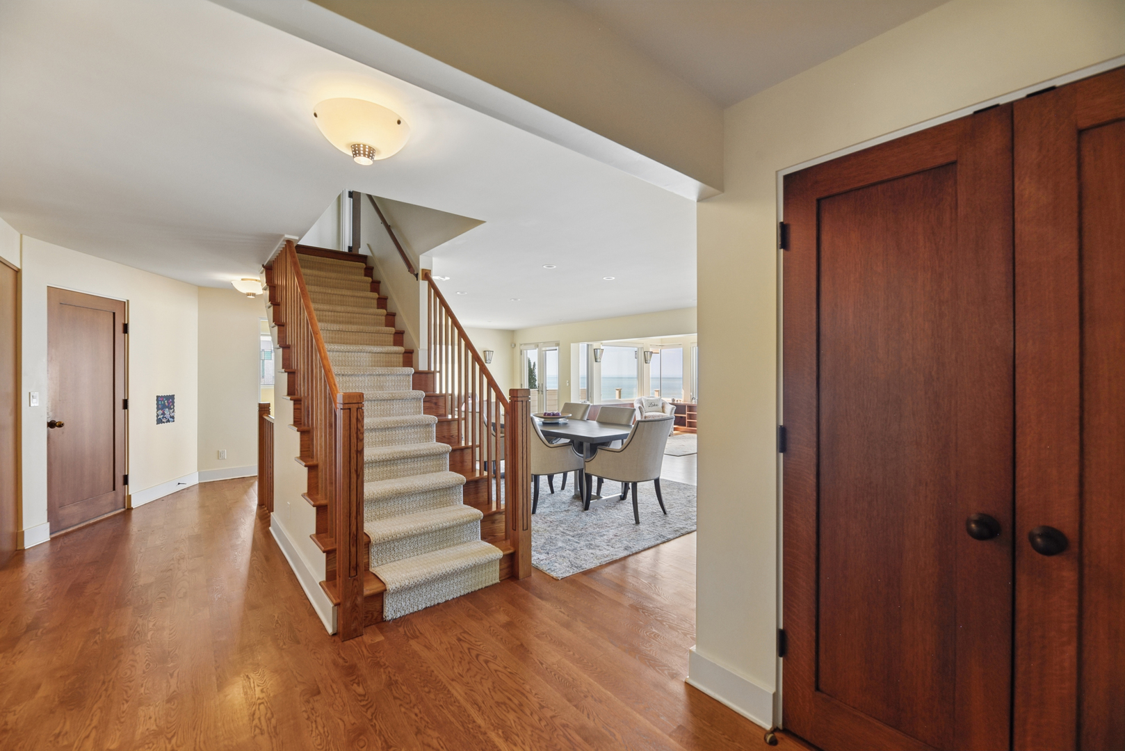2940 Lake Shore Drive Property Photo 14