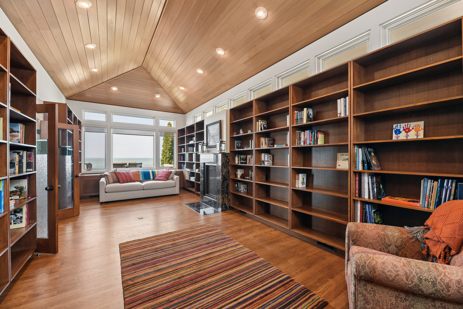 2940 Lake Shore Drive Property Photo 21