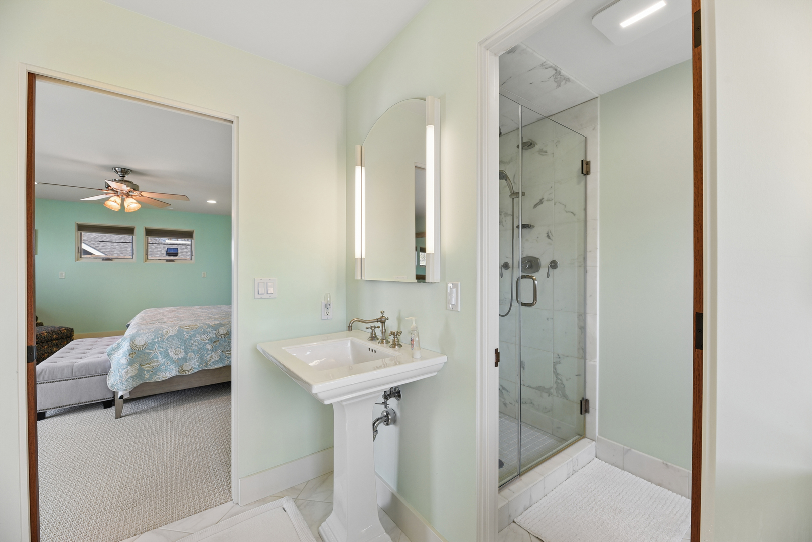 2940 Lake Shore Drive Property Photo 29