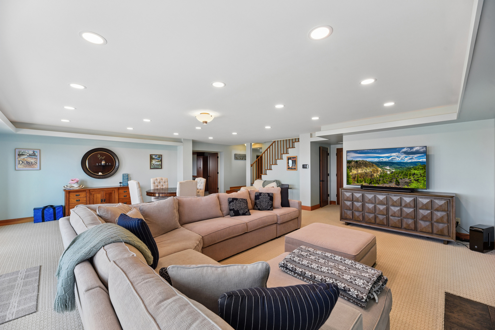 2940 Lake Shore Drive Property Photo 35
