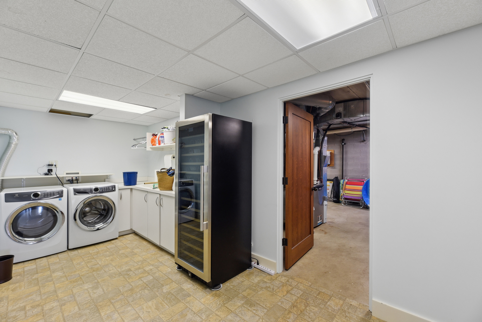 2940 Lake Shore Drive Property Photo 39