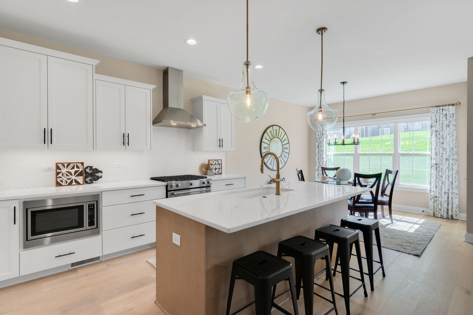 12215 Copper Ridge Drive Property Photo 4