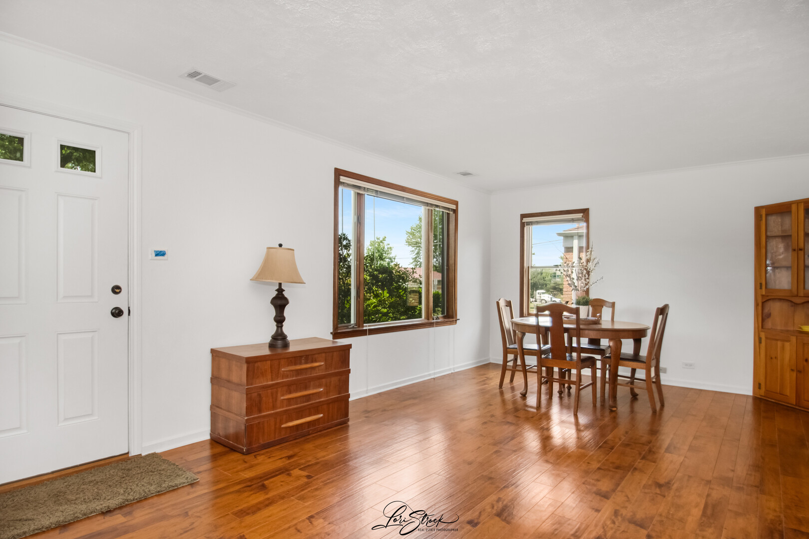 17531 Western Avenue Property Photo 4