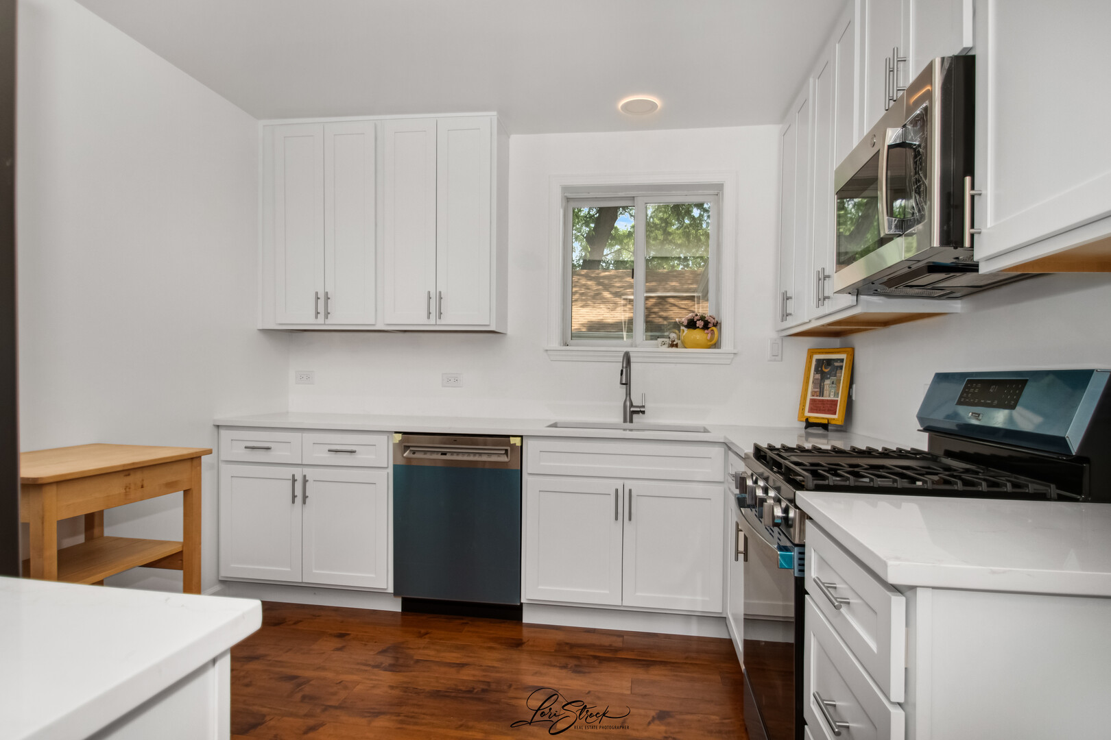 17531 Western Avenue Property Photo 6