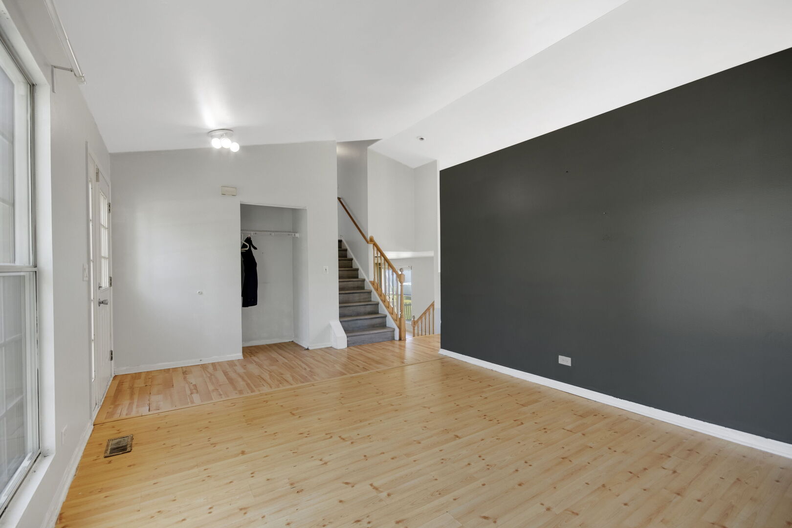 479 Bluebird Drive Property Photo 4