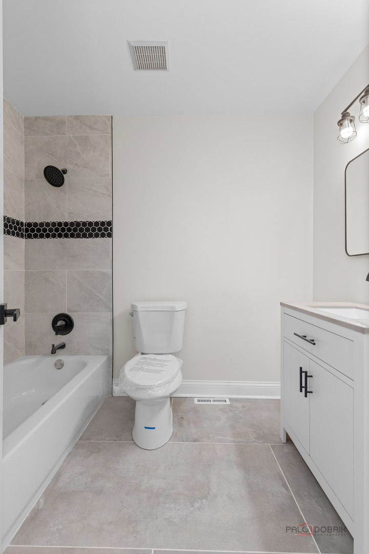 14739 Maple Avenue Property Photo 28