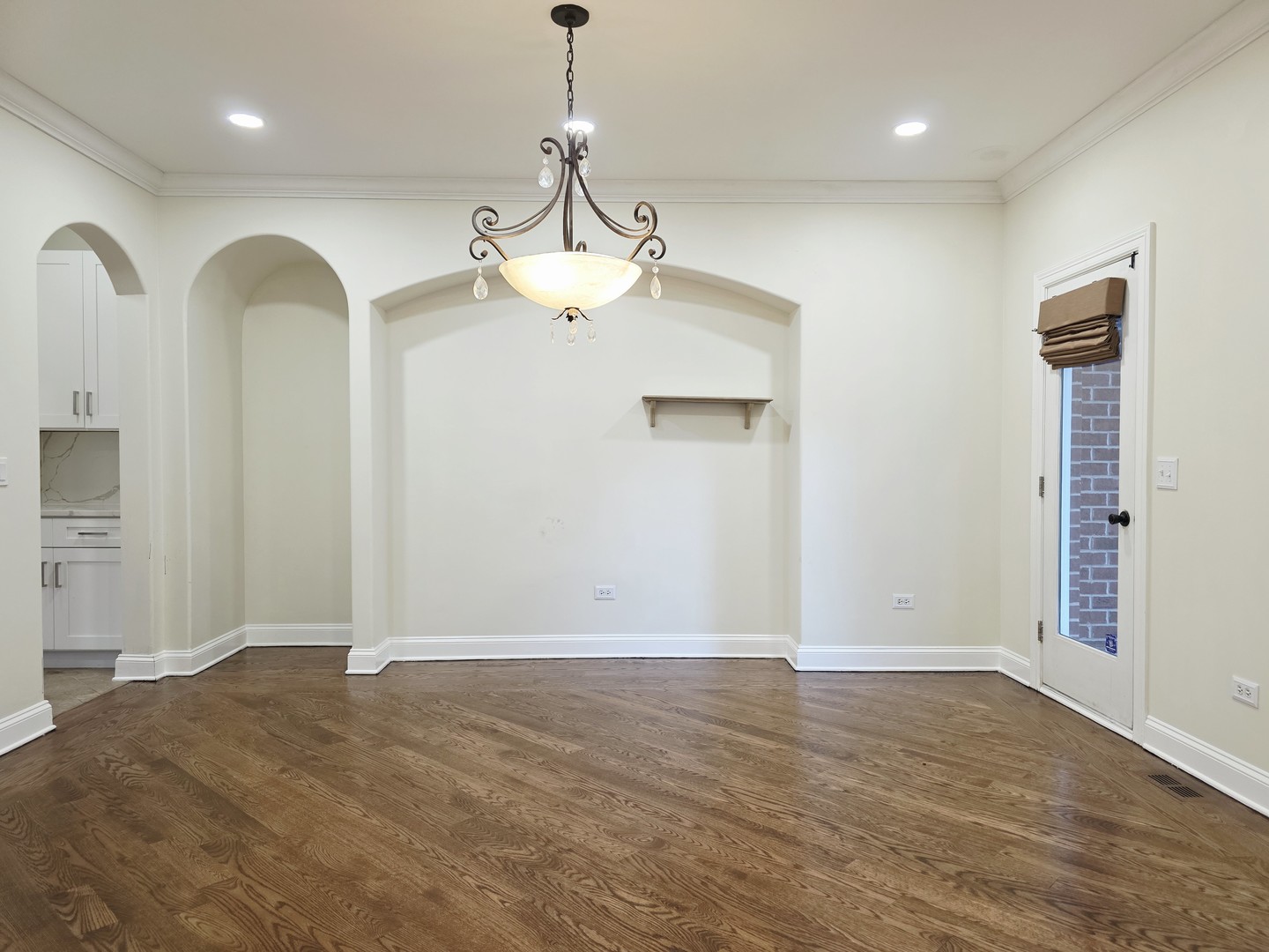 12670112 Property Photo 5
